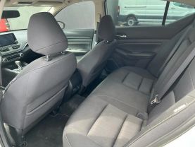 2019 Nissan Altima - Image 6