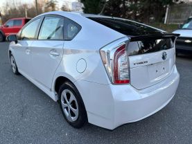 2015 TOYOTA PRIUS HATCHBACK WHITE AUTOMATIC - Xtreme Auto Sales