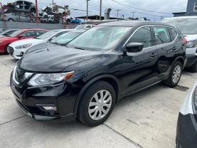 2018 Nissan Rogue - Image 2