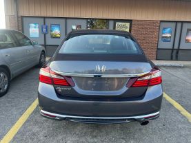 2017 Honda Accord - Image 5