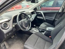 2017 Toyota Rav4 - Image 5