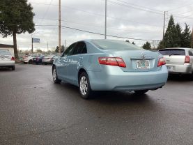 2009 Toyota Camry - Image 4