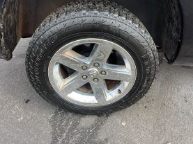 2013 RAM 1500 QUAD CAB PICKUP BLACK AUTOMATIC - Auto Spot