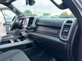 2019 RAM 1500 CREW CAB PICKUP SILVER - -  V & B Auto Sales