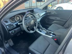 2017 Honda Accord - Image 21