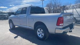 2015 RAM 1500 QUAD CAB PICKUP SILVER AUTOMATIC - Auto Spot
