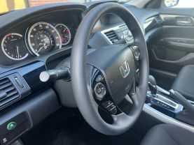 2017 Honda Accord - Image 22