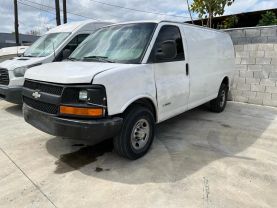 2005 Chevrolet Express 2500 Cargo - Image 1