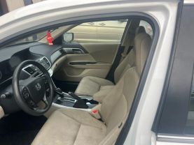 2015 Honda Accord - Image 10