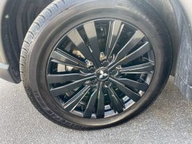 Used 2020 MITSUBISHI OUTLANDER SUV 4-CYL, 2.4 LITER LE SPORT UTILITY 4D - LA Auto Star located in Virginia Beach, VA