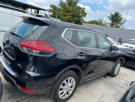 2018 Nissan Rogue - Image 4