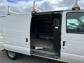 2011 FORD E150 CARGO