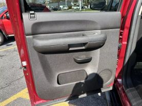 2013 CHEVROLET SILVERADO 1500 CREW CAB PICKUP V8, FLEX FUEL, 5.3 LITER LT PICKUP 4D 5 3/4 FT