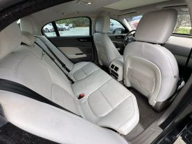 2017 Jaguar Xe Xe 25t Prestige Sedan 4d - Image 25