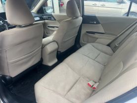2015 Honda Accord - Image 11