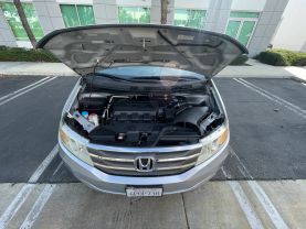 2011 HONDA ODYSSEY VAN V6, VTEC, 3.5 LITER EX-L MINIVAN 4D