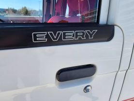 1985 SUZUKI EVERY VAN F5A EX