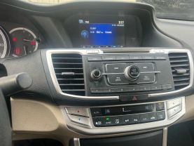 2015 Honda Accord - Image 15