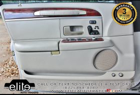 2005 LINCOLN TOWN CAR