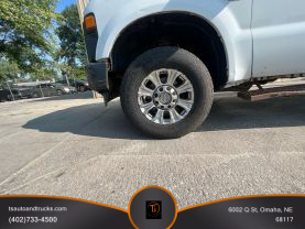 2009 FORD F250 SUPER DUTY CREW CAB PICKUP V8, 5.4 LITER XL PICKUP 4D 6 3/4 FT at T's Auto & Truck Sales - used car dealership in Omaha, NE