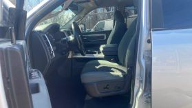 2015 RAM 1500 QUAD CAB PICKUP SILVER AUTOMATIC - Auto Spot
