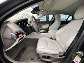2017 Jaguar Xe Xe 25t Prestige Sedan 4d - Image 15