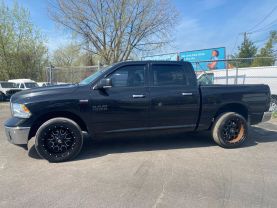 2015 RAM 1500 CREW CAB PICKUP BLACK AUTOMATIC - Auto Spot