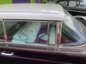 1959 LINCOLN CONTINENTAL SEDAN 430 C.I. MARK IV