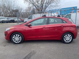 2016 HYUNDAI ELANTRA GT HATCHBACK RED AUTOMATIC - Auto Spot