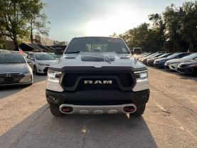 2019 RAM 1500 QUAD CAB PICKUP WHITE AUTOMATIC -  V & B Auto Sales