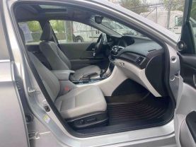 2013 HONDA ACCORD SEDAN SILVER AUTOMATIC - Auto Spot