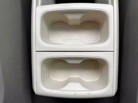2009 VOLKSWAGEN ROUTAN PASSENGER GOLD AUTOMATIC - Auto Spot