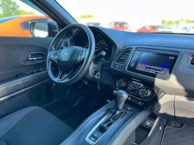 Used 2019 HONDA HR-V SUV 4-CYL, I-VTEC, 1.8 LITER SPORT SUV 4D - LA Auto Star located in Virginia Beach, VA