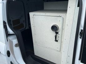 2015 Ford Transit Connect Cargo - Image 9