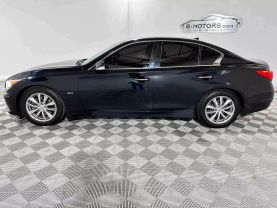 2016 INFINITI Q50