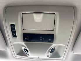 2009 VOLKSWAGEN ROUTAN PASSENGER GOLD AUTOMATIC - Auto Spot