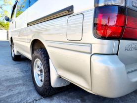 1997 TOYOTA HIACE VAN 1KZ-TE SUPER CUSTOM G