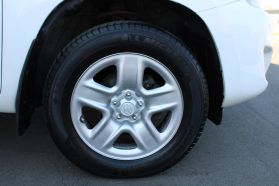 2009 TOYOTA RAV4 SUV 4-CYL, 2.5 LITER SPORT UTILITY 4D