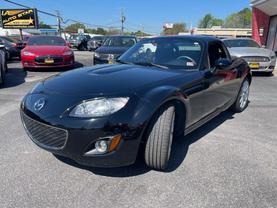 Used 2009 MAZDA MX-5 MIATA CONVERTIBLE 4-CYL, 2.0L, 167 HP GRAND TOURING CONVERTIBLE 2D - LA Auto Star located in Virginia Beach, VA