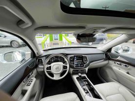 2016 VOLVO XC90 SUV 4-CYL, DRV-E SPRCHGD 2.0T T6 MOMENTUM SPORT UTILITY 4D