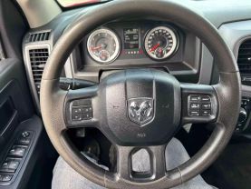 2016 RAM 1500 CREW CAB PICKUP RED AUTOMATIC - Auto Spot