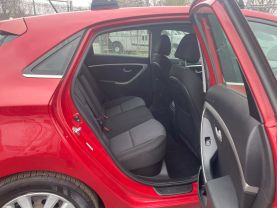 2016 HYUNDAI ELANTRA GT HATCHBACK RED AUTOMATIC - Auto Spot