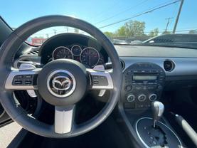 Used 2009 MAZDA MX-5 MIATA CONVERTIBLE 4-CYL, 2.0L, 167 HP GRAND TOURING CONVERTIBLE 2D - LA Auto Star located in Virginia Beach, VA