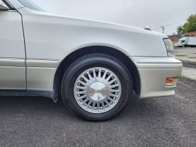 1998 TOYOTA CROWN SEDAN 1JZ-GE ROYAL TOURING