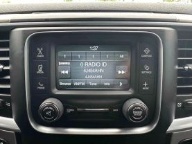 2016 RAM 1500 QUAD CAB PICKUP SILVER AUTOMATIC - Auto Spot