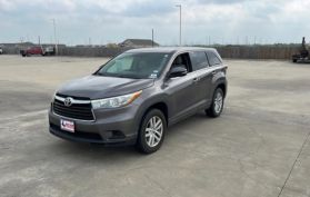 2015 TOYOTA HIGHLANDER SUV 4-CYL, 2.7 LITER LE SPORT UTILITY 4D