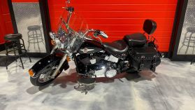 2017 HARLEY-DAVIDSON FLSTC HERITAGE SOFTAIL CLASSIC CRUISER - -