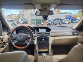 2010 MERCEDES-BENZ E-CLASS