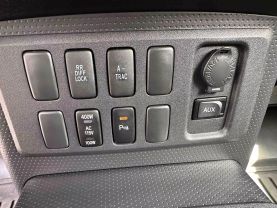 Used 2007 TOYOTA FJ CRUISER SUV V6, 4.0 LITER SPORT UTILITY 2D - LA Auto Star located in Virginia Beach, VA