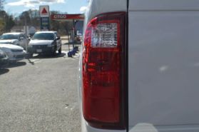 2015 Ford F350 Super Duty Crew Cab - Image 10